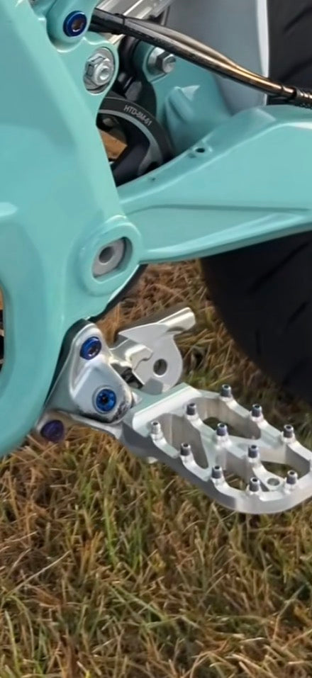 ti peg bracket bolts (ultra,lbx/eride,talaria)